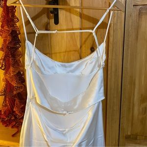 Zara white dress small, used in good condition